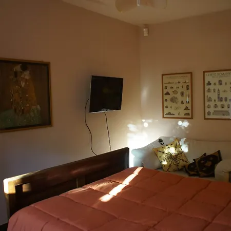 Bed and Breakfast L'euforbia 2*