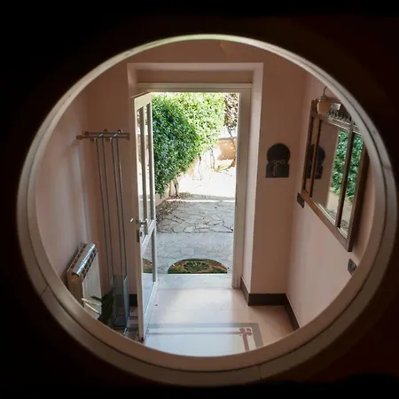 Bed and Breakfast L'euforbia 2*